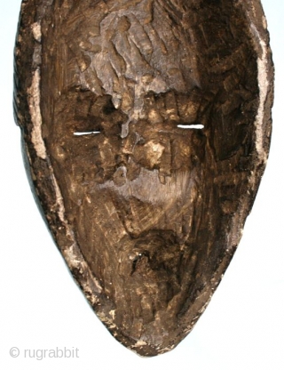 Stone carved Dan/Ivory Coast-Liberia  mask. Second half 20t c. Cm 20x12x6,5. Weight 1kg/2pounds ca. Great carving quality.  Seems a "runners mask", while masks like this one are sacred and not  ...