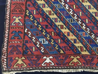 One more Shahsavan bag face! Great bag, size is cm 60x60 ca, age is end of 19th century roughly. In good condition. And at a very good price! Enjoy it.   