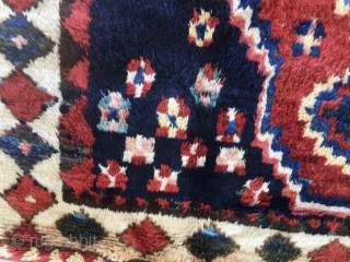 Chahar Mahal Bakhtiari gabbeh rug. Cm 160x186. Age: could be almost any, either 50/60sh or early 20th c. Super shiny silky wool. Long pile. W & W cotton. Wonderful natural colors. Great  ...