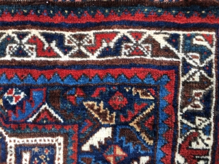 Beautiful Khamseh khorjin/saddle bag. Southern Iran. Cm 75x132 and 75x260 when open. The bag has been opened on both sides in order to prevent any moth problem. Imo it should be at  ...