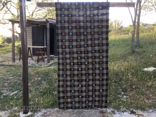 Goat hair kilim.Cm 110x240. Checkered design. Goat hair and wool. Remember the "Black tents"? They were made of goat hair. In good condition apart from a small hole.  Minimalistic aesthetical output.  ...