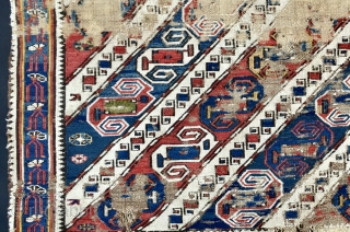 Not many know about this type of antique tribal textiles.
Not many know about Xizi or Khyzy.
Not many have ever seen any textile from Xizi.
These tribal art products are rare, very rare, almost  ...