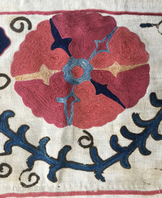 Suzani Kapunuk or door hanging. 
Cm 142x216. 
Late 19th century. 
Silk on cotton. 
Wonderful natural colors. Great workmanship. 
In good condition. 
Some black stitches are oxidized as you can see from the  ...