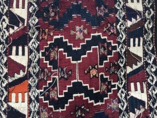Sinanli, Reshwani group kilim. Eastern Anatolia, Malatya area. Cm 170x310. Great color saturation. Wool, cotton, metal thread. Mint condition except for one 15x15 restoration probably due to a tear since the kilim  ...