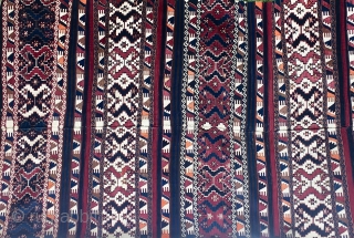 Sinanli, Reshwani group kilim. Eastern Anatolia, Malatya area. Cm 170x310. Great color saturation. Wool, cotton, metal thread. Mint condition except for one 15x15 restoration probably due to a tear since the kilim  ...