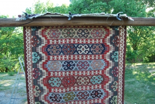 Balkan vintage kilim. Cm 140x284. Cotton & wool. Good condition. Not expensive.                     