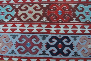 Balkan vintage kilim. Cm 140x284. Cotton & wool. Good condition. Not expensive.                     