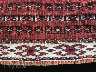 Tekke Ak torba. Cm 34x87. Antique, datable 1880, great cochineal, cotton, fine, precise drawing, beautiful. Condition issues apply as per photo.
Price reduced by 50%. 

Email carlokocman@gmail.com       