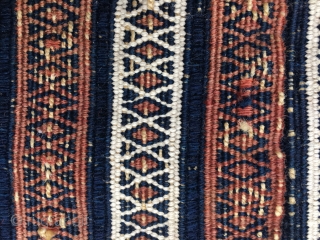 Baluchi (?) small chanteh/bag face. Cm 36x36 ca. Late 19th/early 20th c. Very tight weave, Heavy embroidery, see last pic. Great graphic. Sweet small price.        