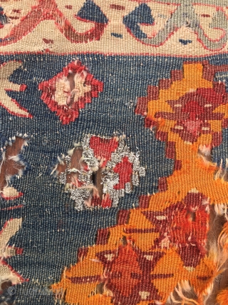 I bought this wrecked kilim 'cause I liked it with the idea of having it restored one day. More than 30 years passed by and I haven't done anything. Anatolian, wool, cotton,  ...