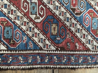 Dragon sumack mafrash panel. Khyzy village, north of Baku. Rare & beautiful. Cm 62x102. Late 19th c. Wonderful soft colors. Condition issues: one hole, lower border needs conservation. A few days ago  ...