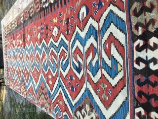 Do you need a powerful, colorful, antique and beautiful kilim strip? This is a killer! Western Anatolia, Aydinli tribal group. Cm 100x265. Roughly end of 19th century. Super great ram horn pattern.  ...