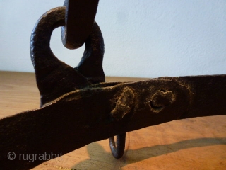 Something different: Wrought iron game rack. !9th century or earlier. Imho should be at least 200 years old. European. Hand forged. Size is cm 44 diameter. Weight is 3.5 kg ca. In  ...