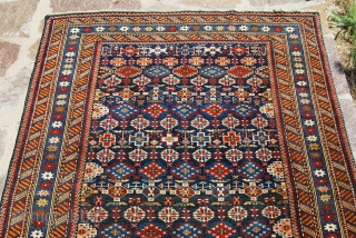 Kuba Chi-Chi rug, cm 125x185, early 20th century, good condition. See more pics on fb:
http://www.facebook.com/media/set/?set=a.10151120021429258.497096.358259864257&type=1
Have time to see my other items? http://www.facebook.com/media/albums/?id=358259864257

           