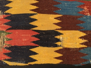Qashqai kilim fragment. Cm 43x75. At least end 19th c. Very very fine weaving. Super natural saturated colors. A real small jewel.           