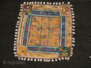 Banjara textiles. Nomadic gypsies from Rajahastan, India. More infos on request.
See more pics on fb: 
http://www.facebook.com/media/set/?set=a.10151138227554258.499152.358259864257&type=1
Pls see also my other items posted on Facebook:
http://www.facebook.com/media/albums/?id=358259864257
         