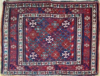 Shahsavan/Khamseh sumack saddle bag face eyecandy. 
Cm 48x65. End 19th c. 
This is a super piece, my friends, a rare pearl! ...and extremely beautiful!
Great saturated colors. Have a good look at them!
Very  ...
