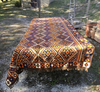 Afghan Big Maimana Kilim
Woven by thee Hazara tribal group
Design is called Ghalmori
Cm 175/385 ca
Datable 1920/1940sh
Very beautiful
In good condition
3 tiny holes to report 
Original gallery price € 4.600
Now 1.800 €
Tracked shipping €30/Italy -  ...