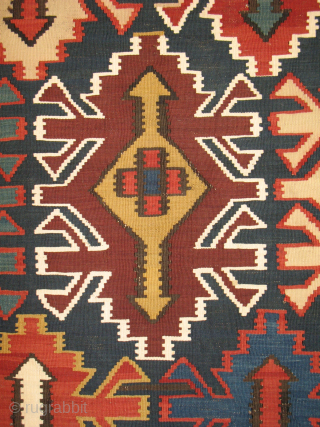 Shirwan Kuba Kilim.
Cm 165x275
Old enough to be considered antique, 3rd q 19th century
Beautiful natural, saturated colors.
Classical pattern.
I shot these photos in 2008 and never wanted to sell it.....
I found it recently pretty  ...