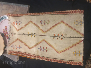 Anatolian zili yastik/cushion or bag
Cm 52X90
Wool on wool. A very fine work.
In good condition.
It’s actually a pillow like or bag. It’s woven with the zili or zilu technique on the front while  ...