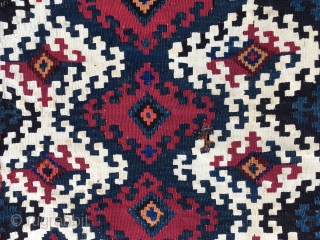 Beautiful & rare Malatya Sinanli bag face. Cm 70x70 ca. Late 19th or early 20h c. Flatweave, great natural saturated colors, like the deep, super cochineal and a fantastic petrol blue indigo.  ...