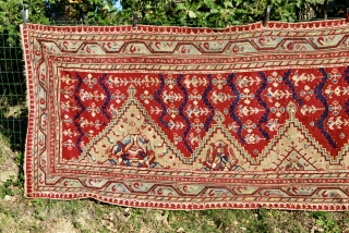 Ushak saf. Mid 19th century. Cm 140x420 - ft 4.6x13.8. In super condition. As beautiful as you can see. Some old restorations. Complete. Great pattern. Great globetrotter: from Turkey to USA, from  ...
