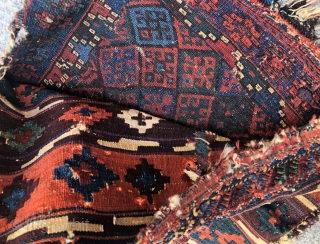 Jaff Kurd heybe with fantastic kilim back. 
Cm 50x60 ca. Mid or end 19th century.
I find it extremely fascinating, with wonderful colors and shiny wool.
So many Jaff Kurds bags around, but this  ...