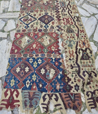 Aksaray Kilim Fragment
Cm 93x258
18th century
Condition issues as you see on pics.
Age, beauty, character, aura, colors. naturalcolors, pattern, stars, elibelinde,.....simply wonderful!

Available emailing to carlokocman@gmail.com
          
