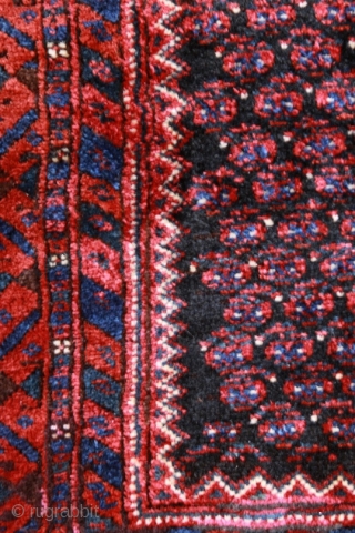 South Persian Tribal (probably Afshar)  bag front; around 1880;  81 x 73 cm ( 2`8”  x  2`5” ); dark colours like darkest-blue, petrol, saturated red; there is no  ...
