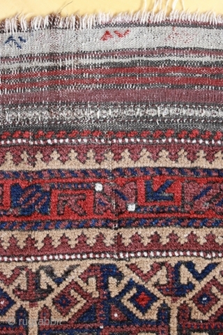 Baluch ; North ouest Afghanistan; end 19th c.; 150 x 90 cm (4`11” x 2`11”) ; very good condition; original sides and kilim ends; soft handle; camel hair field, longer pile, black  ...