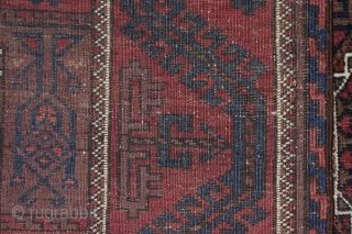 Baluch rug; size 117 x 188 cm (3`10" x 6`1"); 
In a vertical row four big, precisely drawn Salor Güls are allocated on a brown main filed. As secondary Gül one find  ...