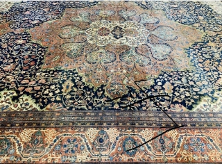 Beautiful Persian Farahan Sarouk circa 1890 the size is 14.8x22.6 (451x688 cm) original condition no repair some part of the green colors are oxided come from state home and this rug had  ...