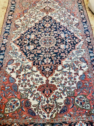 Nice Farhan in very good condition size 4.4x6.8 (134cmX207cm) circa 1900                      