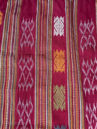 A sinh (traditional tubular skirt) hand woven in cotton and silk; the material is fairly soft. Bought in Phonsavan, Laos, it was acquired with other pieces that were clearly used, but this  ...