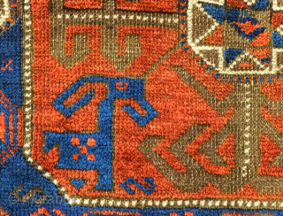Baluch Animal Tree Bagface 60 x 75 cm 
Very well balanced design
Very good condition, Brown is partially corroded
Good dyes, Beautiful blues

igo.licht@gmail.com            