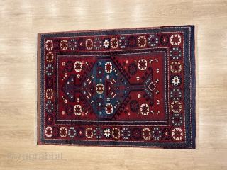 3'1'' x 4'2'' / 95cm x 128cm An antique Bergama rug from western Anatolia, woven in mid 1800s.

https://www.instagram.com/carpetusrugs/               