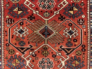 3'7'' x 4'10'' / 110cm x 148cm An antique caucasian bichof rug circa 1920s.
                   