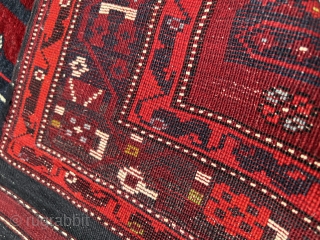 3'3'' x 5'2'' / 100cm x 160cm An antique west Anatolian prayer rug from Bergama/Soma region, dated 1900.
https://www.instagram.com/carpetusrugs/               
