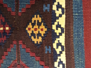 2'6'' x 9'6'' / 77cm x 290cm An over hundred years old Cihanbeyli Kurdish kilim from central Anatolia, Konya province.

https://www.instagram.com/p/CgygHnjMu-S/             