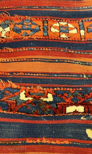 5'2'' x 7'3'' / 160cm x 232cm An antique Turkish sakallı (bearded) yuncu Kilim from western Turkey.                
