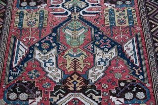 Master Dragon Soumak From Late 19th C. (1880)
The rug has been cut on the middle, Master craftmen weaved it back sensitivly with a great quality of job!


      