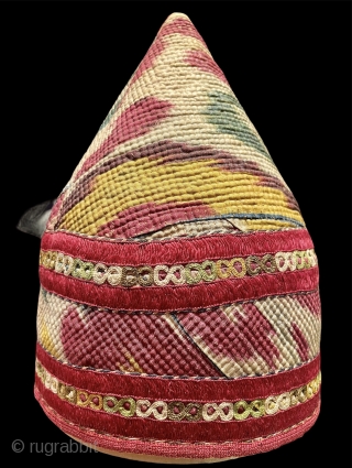 Chodor tribe conical ikat hat late 19. C.                         