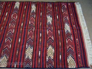 Yamoud Kilim 1,40*2,75                              