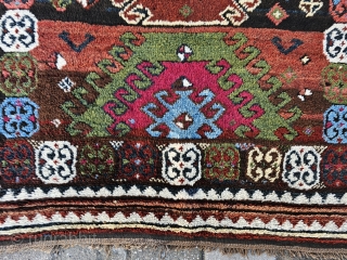 Anatolian kurdish rug
Size:220x130 cm                             
