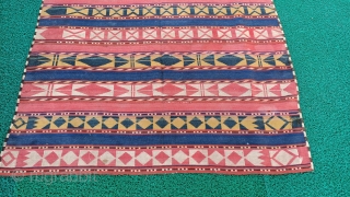 Antique kilim rug
size=280x128 cm                             