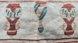 silk embroidered Ottoman fabric
Size=56x34                             