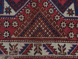 West Anatolian Bergama rug
Size=203x150 cm
Please Contac us
salaberina@gmail.com                          