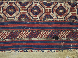 Antique Anatolian Bergama small kilim
Size:98*64 cm
Free shipping                          