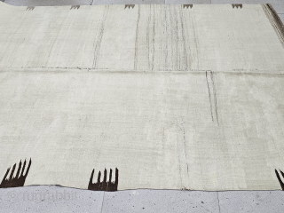 1920s Rare Cappadocia Avonus region sofra Kilim
all wool
Size:375x177 cm
Please email:salaberina@gmail.com                       