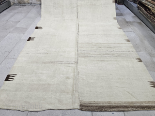 1920s Rare Cappadocia Avonus region sofra Kilim
all wool
Size:375x177 cm
Please email:salaberina@gmail.com                       